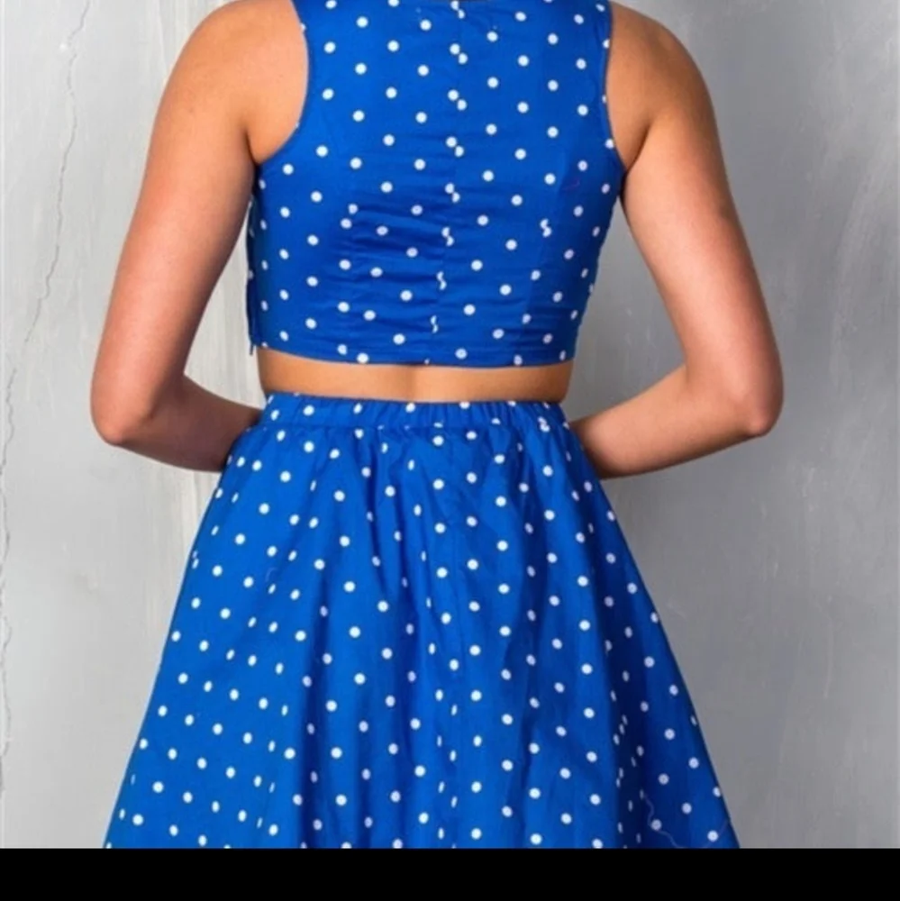 Bailey blue polka dot crop top and skirt - Picture 3 of 9